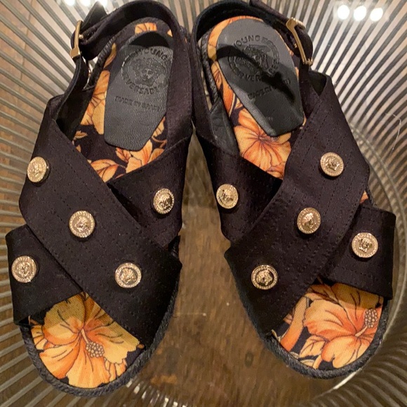 Versace girls sandals